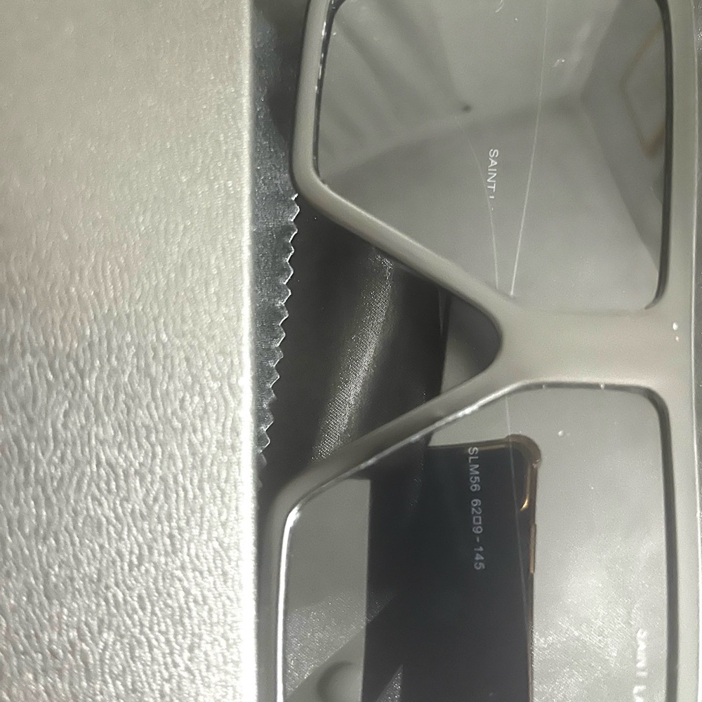 YSL SUNGLASSES - Picture 4 of 6